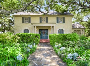 202 Canterbury Hill St, Terrell Hills, TX 78209