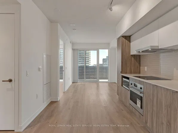 138 Downes St, Toronto, ON