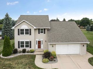 2109 Cumberland Dr, Green Bay, WI 54311
