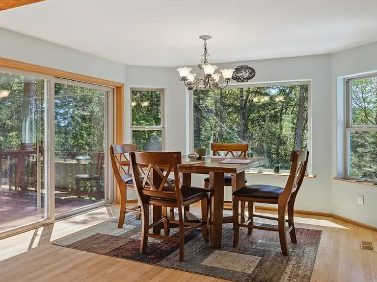 25151 Pleasant View Dr — Photo 6