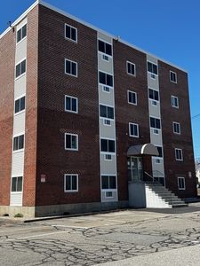 215 Winter St APT 4N, Weymouth, MA, 02188