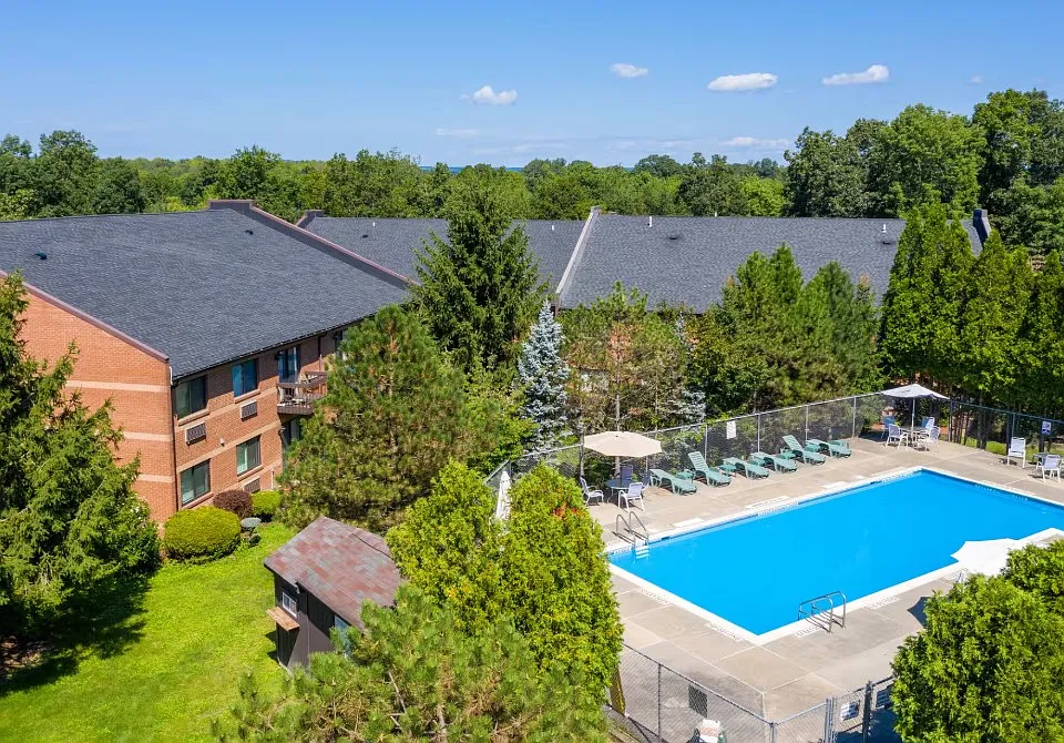 Kensington Manor