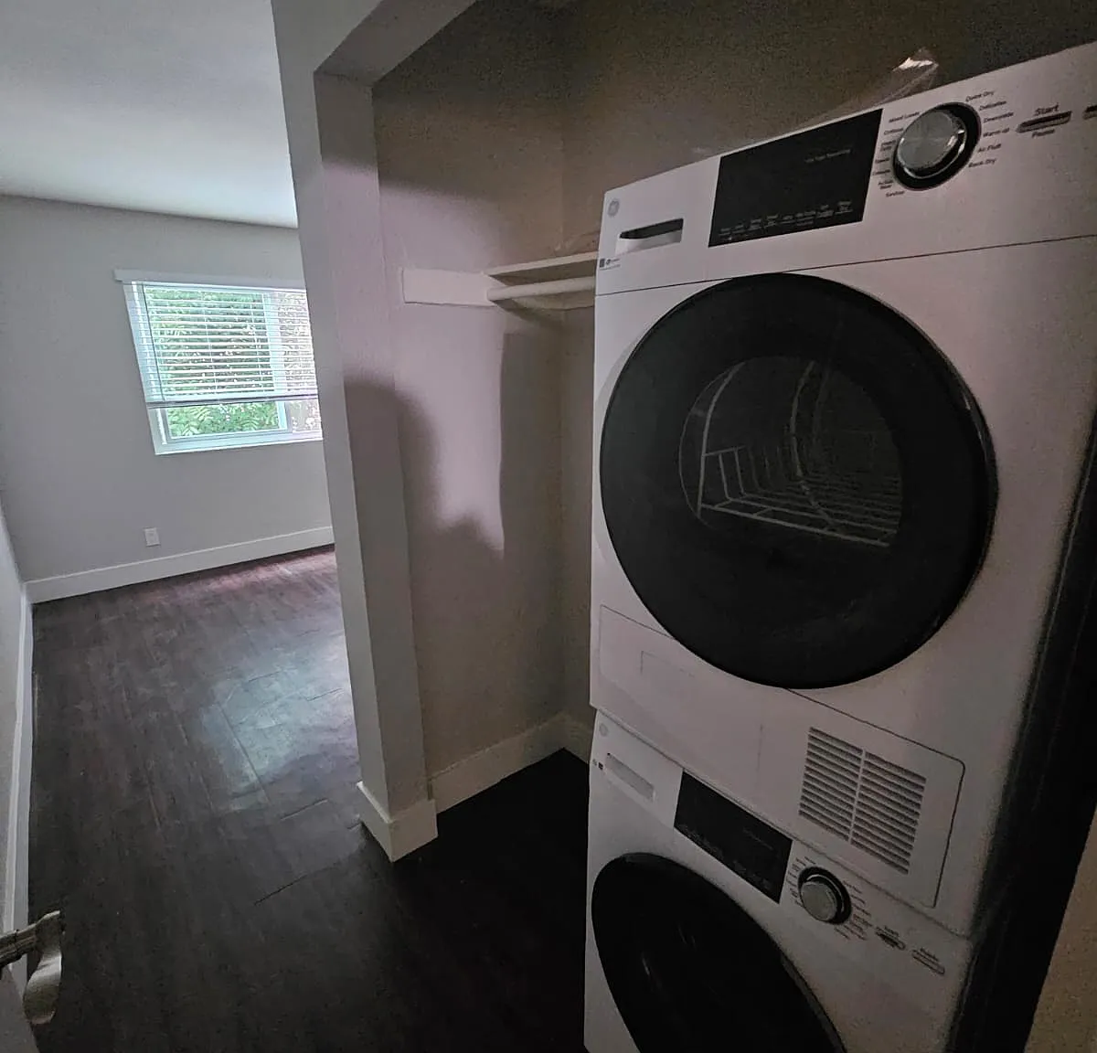 2 bed, $2,595 — Photo 2