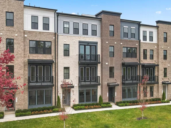 43322 Farringdon Sq, Ashburn, VA 20148