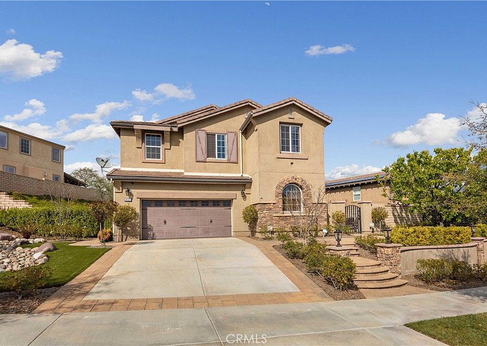 1st image of 24915 Hearth Ct