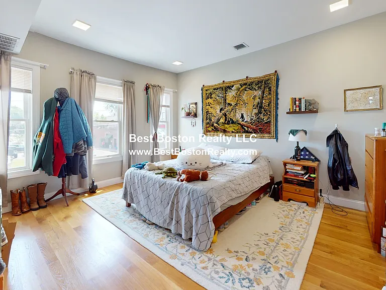 317 Main St #2 — Photo 10