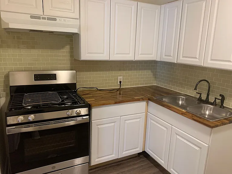 1068 Blanchard Pl — Photo 7