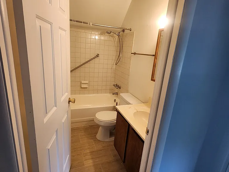 605 Pine Rd #605 — Photo 12