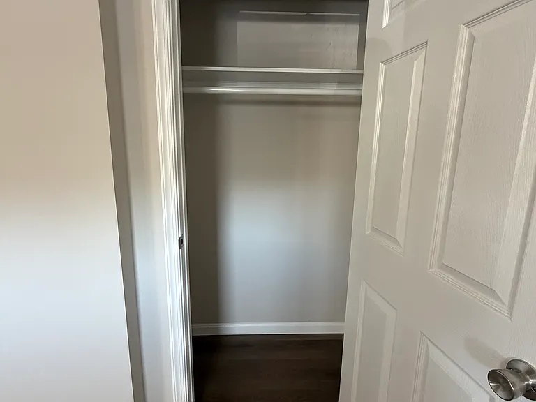 50 Eton Ct — Photo 6