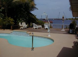 9590 Riverview Dr, Micco, FL 32976