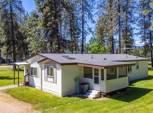 6571 Lake Forest Dr, Nine Mile Falls, WA 99026