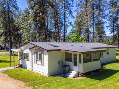 6571 Lake Forest Dr, Nine Mile Falls, WA, 99026
