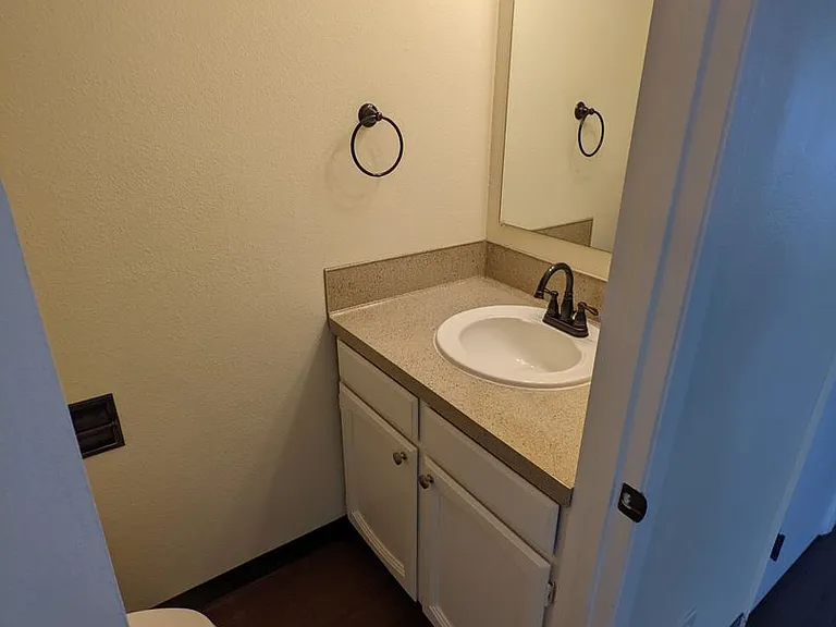 7833-7875 SE Johnson Creek Blvd — Photo 29