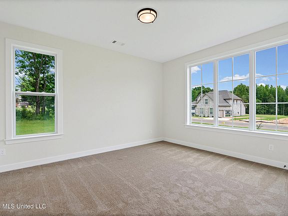 5th image of 1795 Single Tree Dr