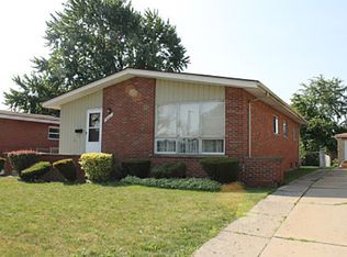 14441 Manhattan St, Oak Park, MI 48237