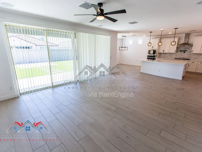 15075 W McKinley St — Photo 16