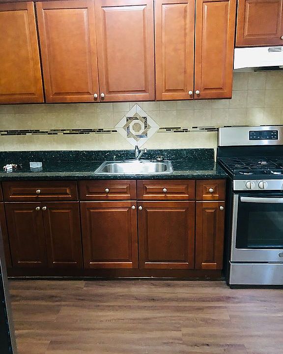 1st image of 644 W 207th St #3