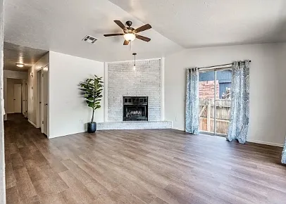 3 bed, 1122 sqft, $1,175 — Photo 4