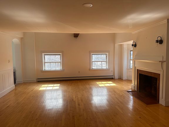 3rd image of 99 State St