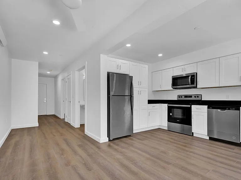 Saddle Lofts Apartments — Photo 72