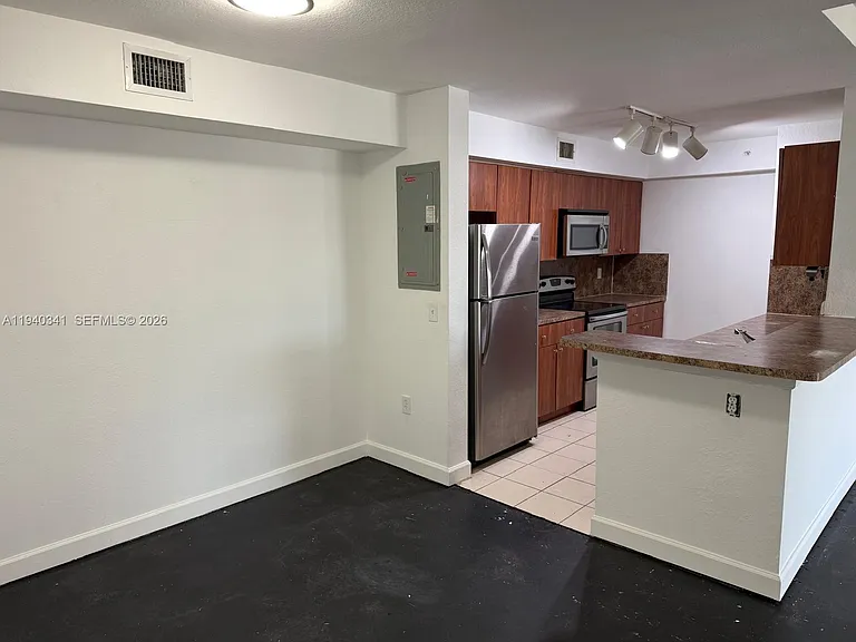 15460 SW 284th St #4301 — Photo 9