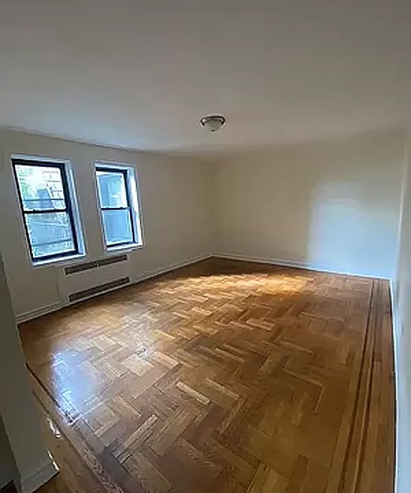 1st image of 3715 Kings Hwy APT 2A
