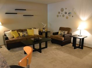 11015 Westport Station Dr APT A, Maryland Heights, MO 63043