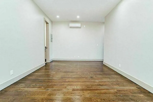 Rented by Brooklyn Group | media 23