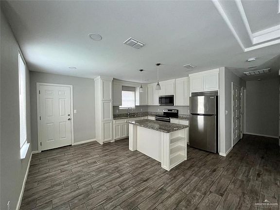 2nd image of 1312 Alta Vista Dr APT 3