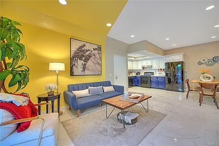 3rd image of 22757 Lakeway Dr Unit 423