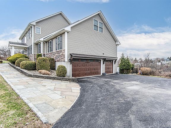 3rd image of 42 Reserve Way