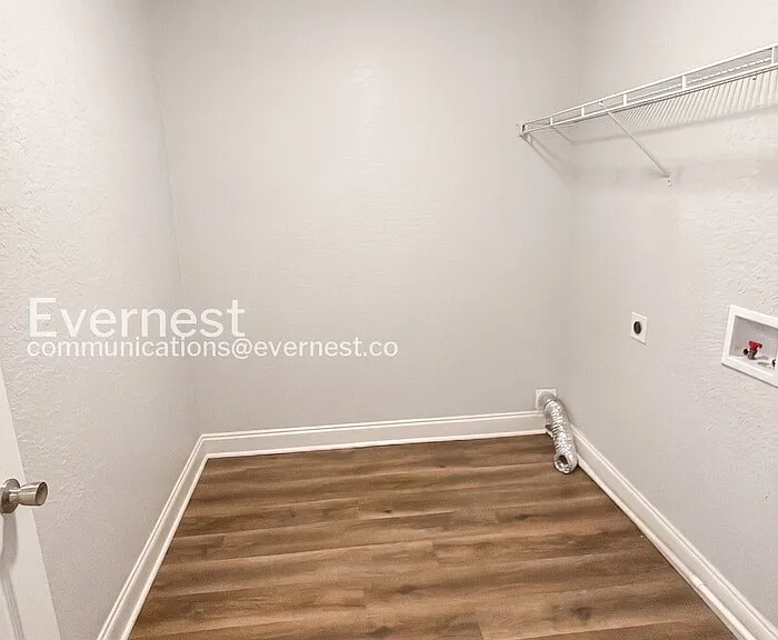 114 Blanton Ave — Photo 16