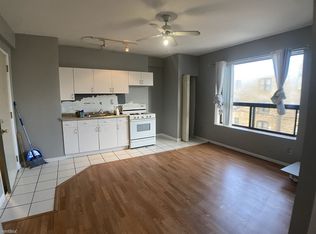 1624 W Morse Ave, Chicago, IL 60626