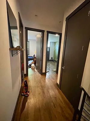 Rented by Delmark Realty LLC | media 42