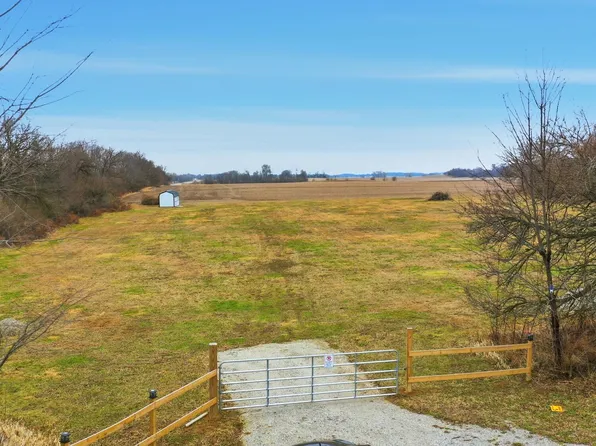 8795 Selma Pike, South Charleston, OH 45368