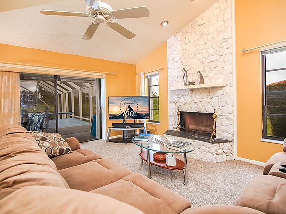 4th image of 4425 SW Bimini Cir S
