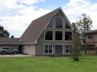 4226 Country Dr, Bourg, LA 70343