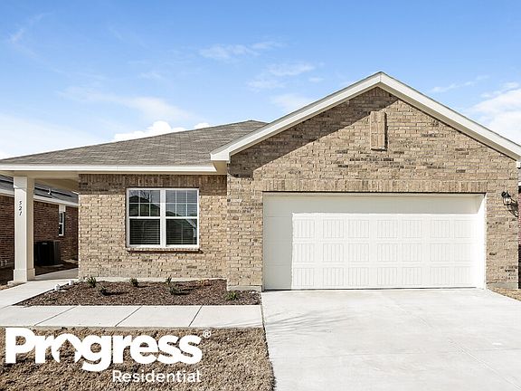 2nd image of 800 Oakhurst Dr