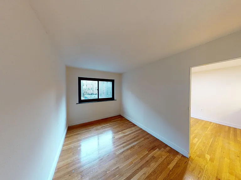 50 Prince St #5B — Photo 6
