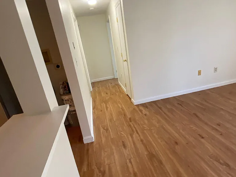 20 Warner Ave #2C — Photo 7