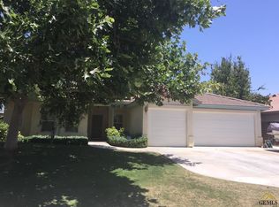 6802 Pompadour Ct, Bakersfield, CA 93312