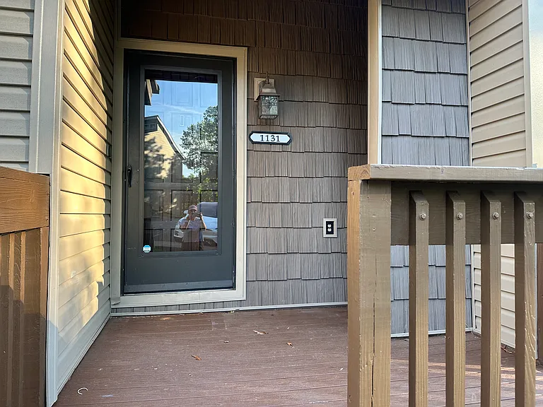 1131 Breckenridge Dr — Photo 4