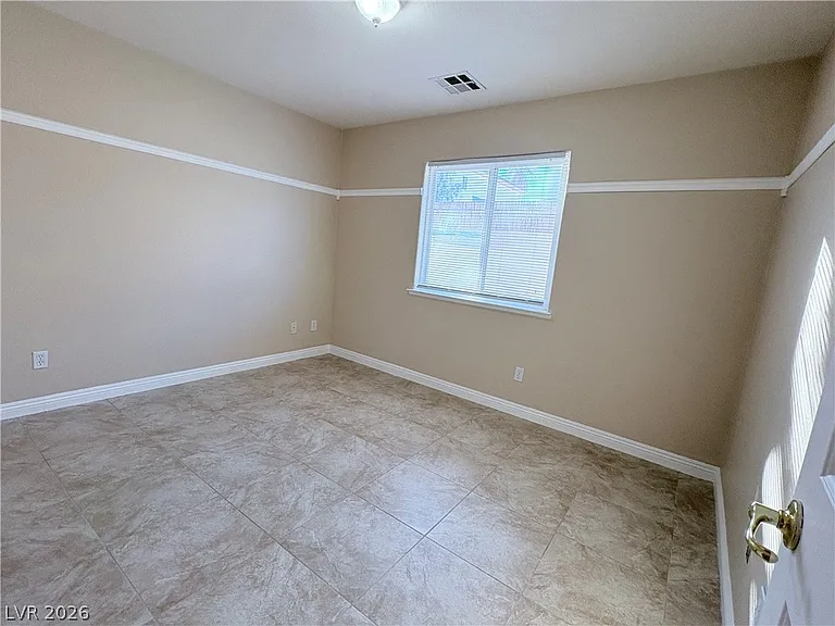 6544 Timberview Ct — Photo 20