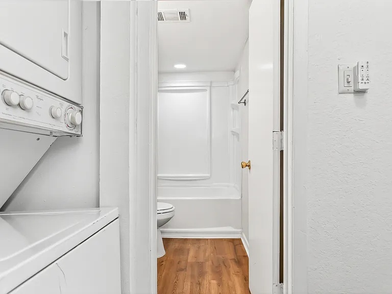 1901 N Fitzhugh Ave #19 — Photo 13