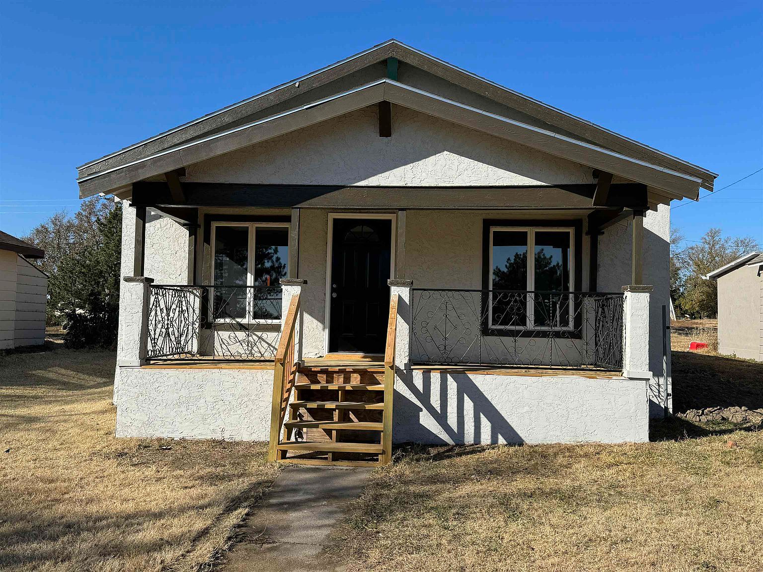 803 Avenue H, Dodge City, KS 67801 Zillow