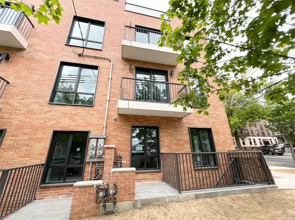 42-08 161st Street, Flushing, NY 11358