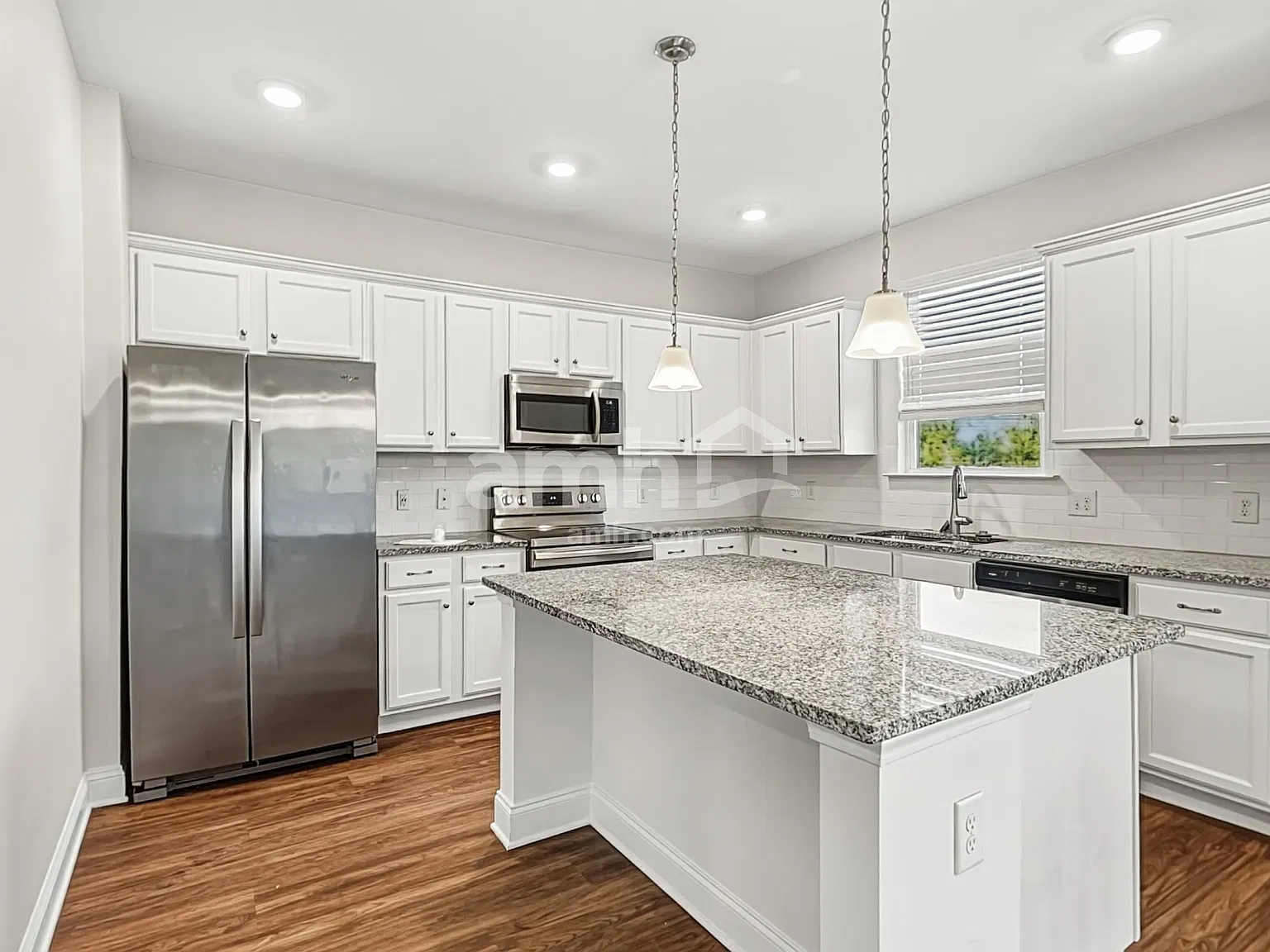 3 bed, 2.5 bath, 2040 sqft, $2,475 — Photo 4
