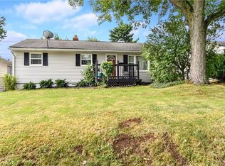 1626 Hobart Ave, Akron, OH 44306