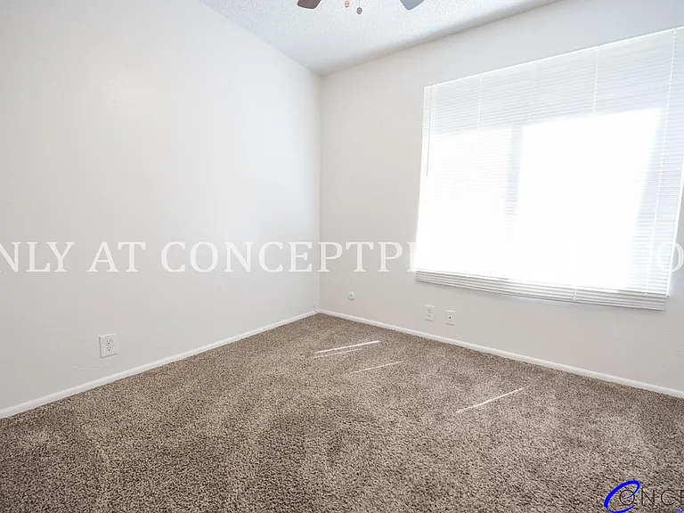 132 E 2nd Ave — Photo 19