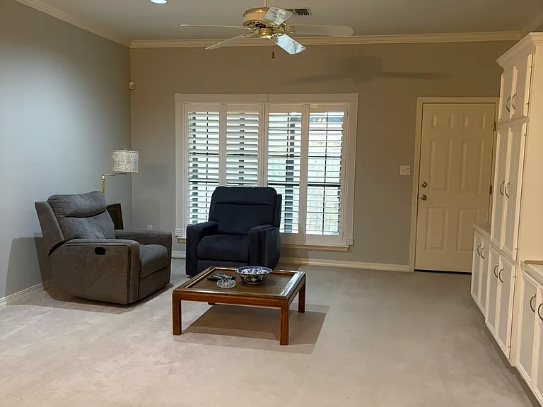 7706 Millicent Cir — Photo 6